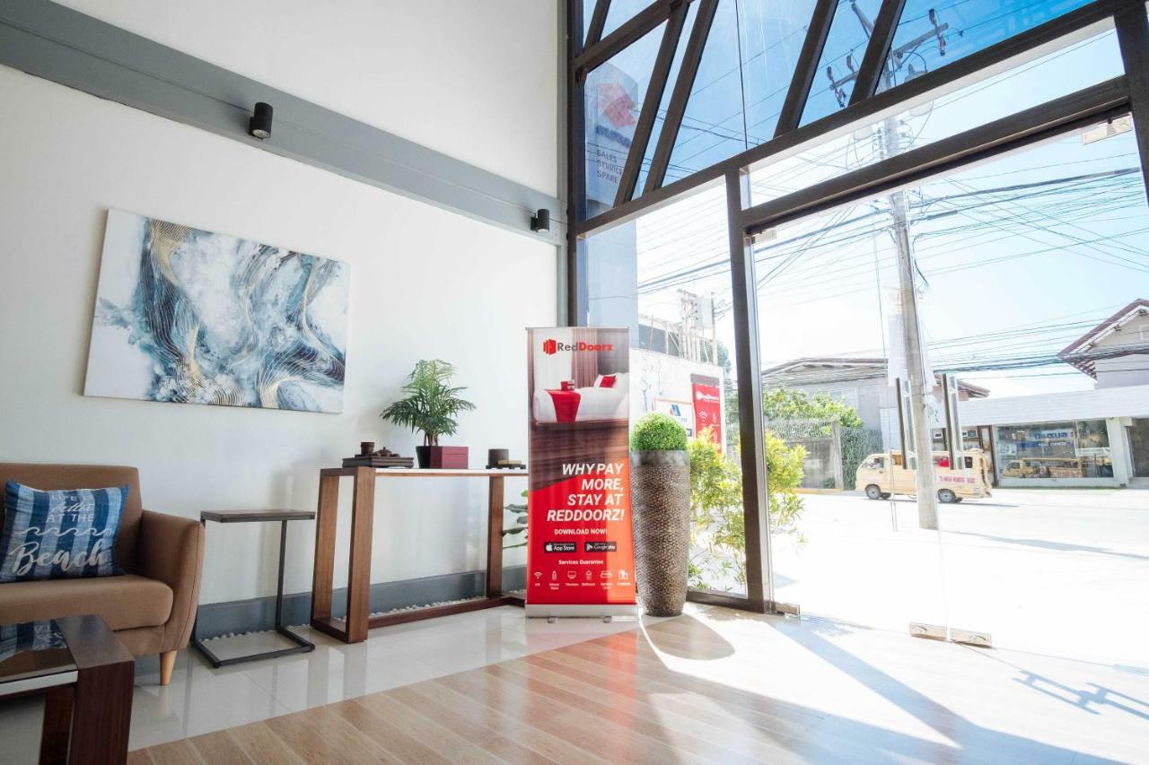 Reddoorz Plus @ As Fortuna Cebu Exterior foto