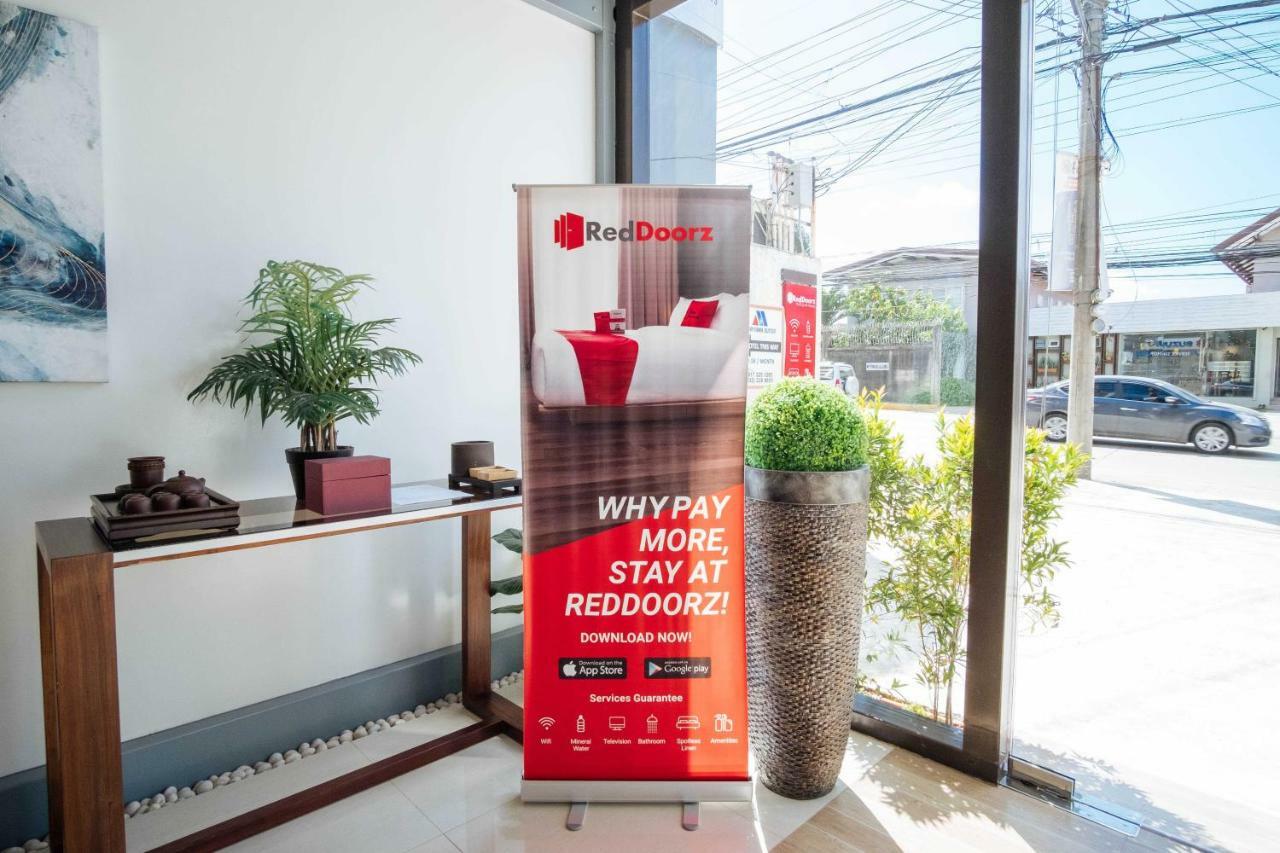 Reddoorz Plus @ As Fortuna Cebu Exterior foto